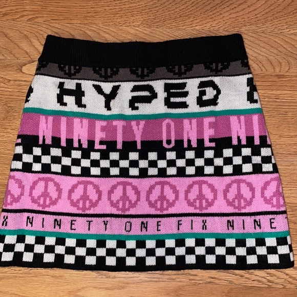 H&M - Picture 1 of 1